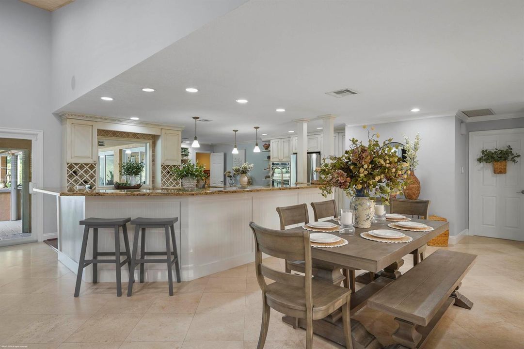 2379 Newbury Ct 017