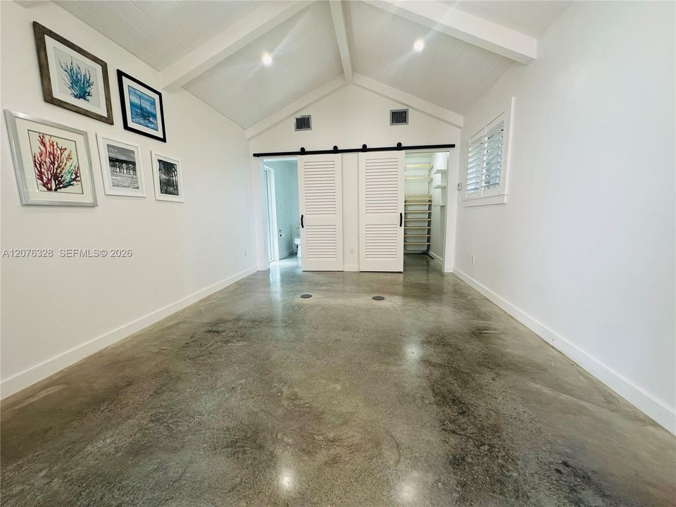 En Renta: $14,800 (5 camas, 4 baños, 3224 Pies cuadrados)