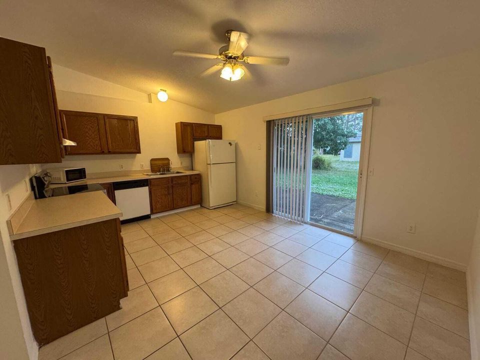 kitchen side