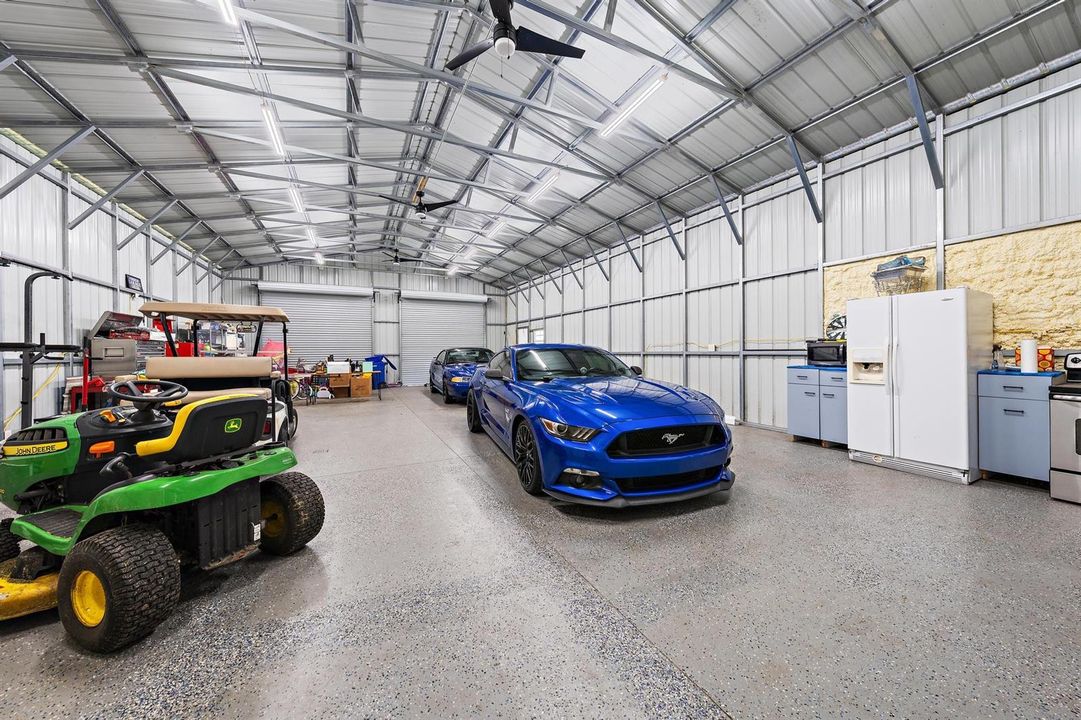 Detached Garage