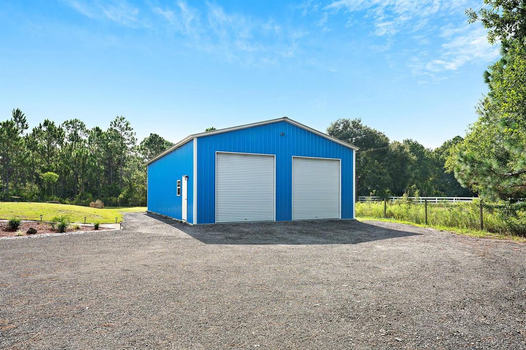 Detached Garage