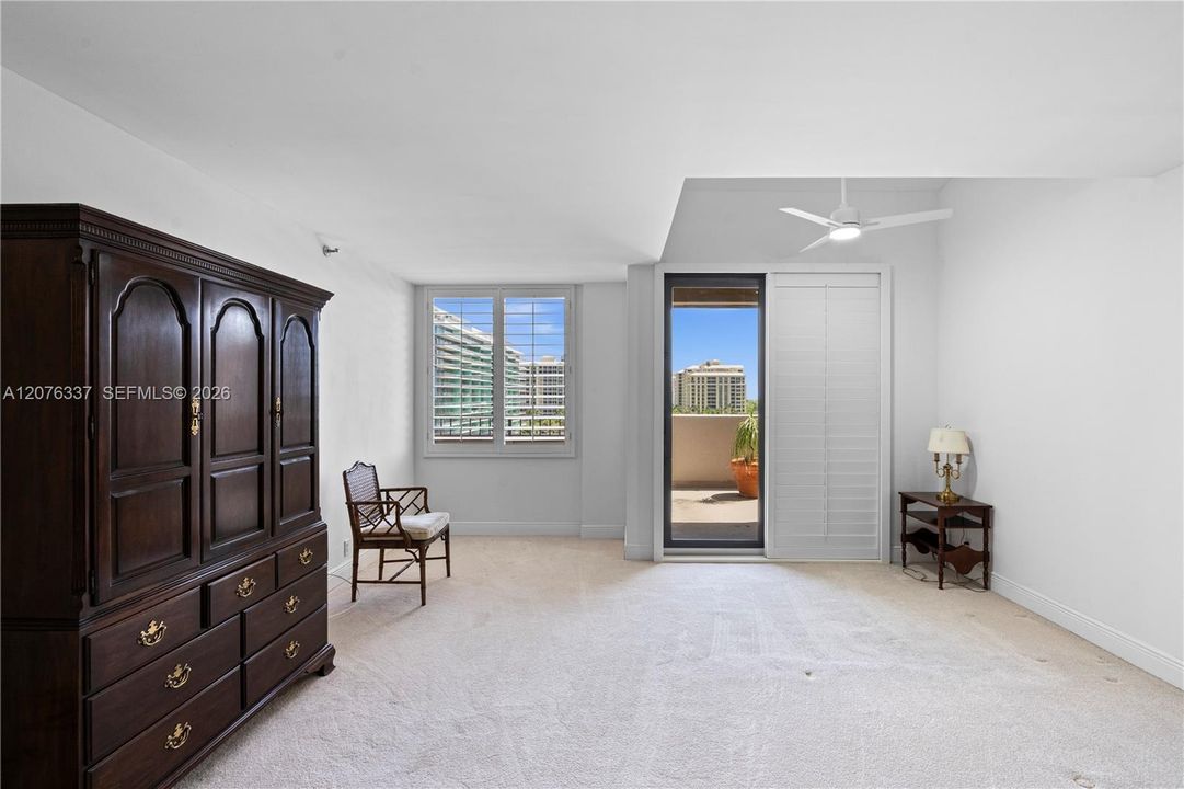 For Sale: $2,100,000 (2 beds, 2 baths, 1880 Square Feet)