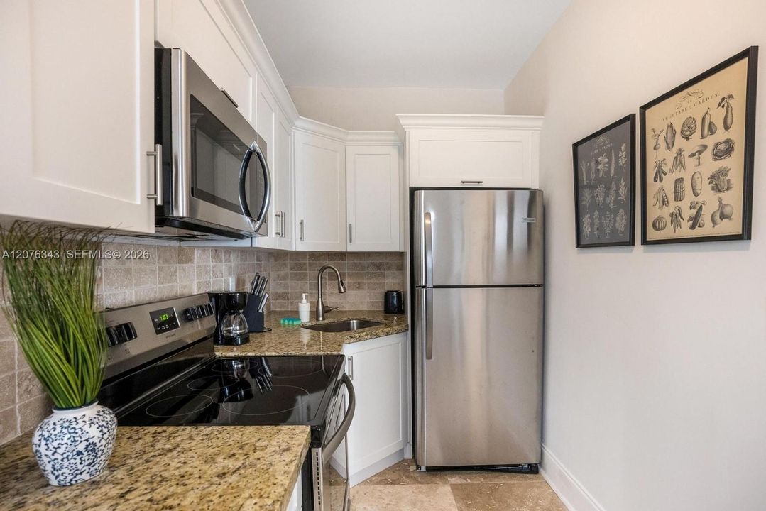 For Sale: $189,900 (0 beds, 1 baths, 355 Square Feet)