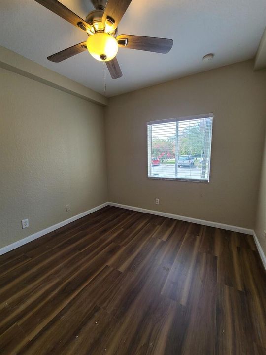 1165 Golden Lakes Blvd #1212