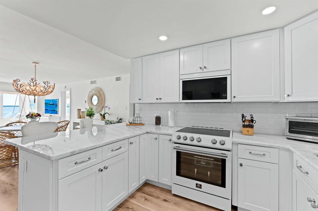 7-web-or-mls-A7405885