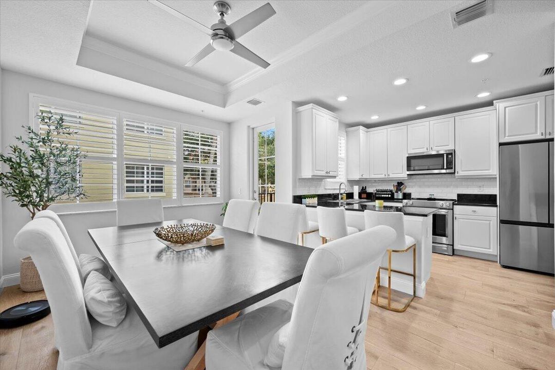 Dining/Kitchen