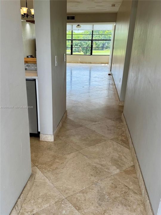 For Rent: $2,590 (2 beds, 2 baths, 1385 Square Feet)