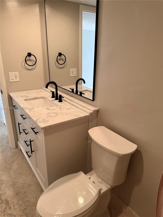 For Rent: $2,590 (2 beds, 2 baths, 1385 Square Feet)