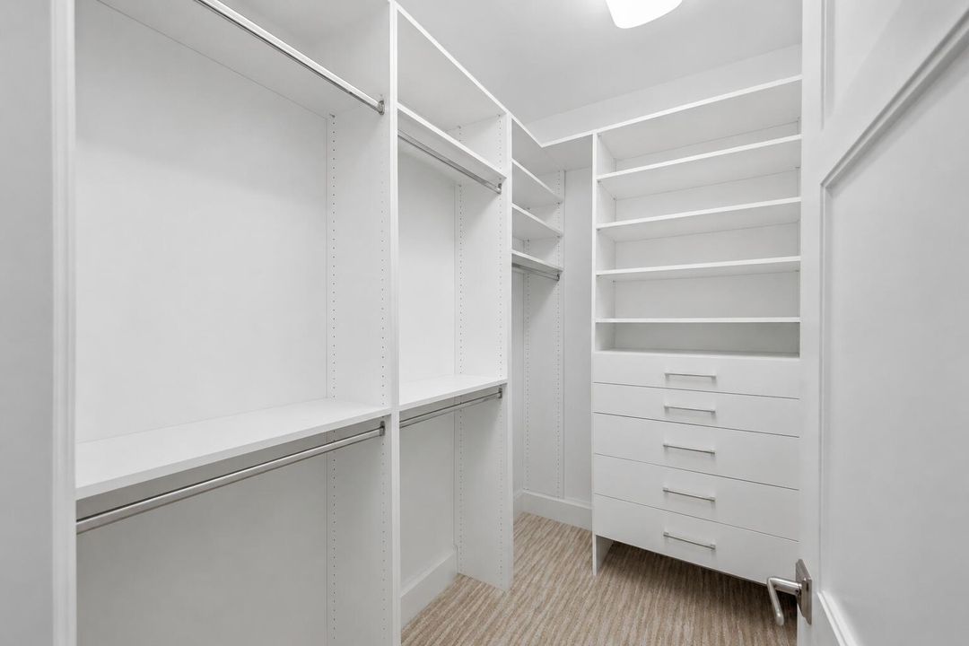 Guest Bedroom 1 Closet