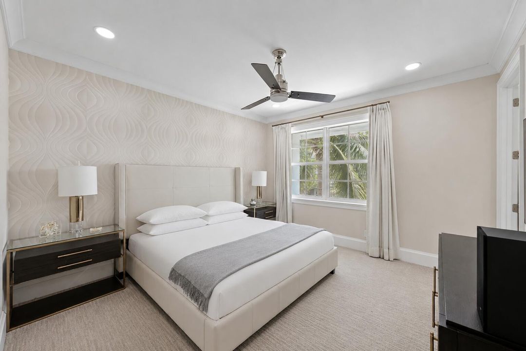 Guest Bedroom 1