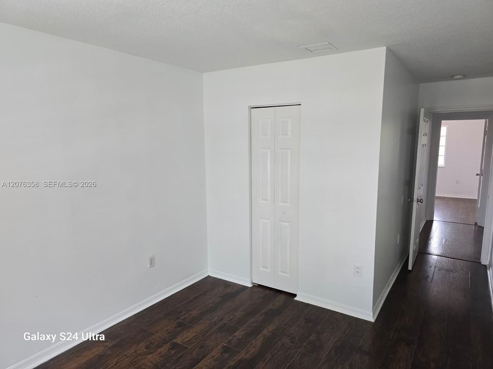 En Venta: $629,999 (4 camas, 2 baños, 2185 Pies cuadrados)