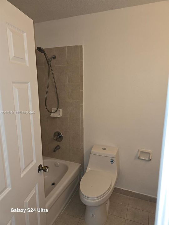 En Venta: $629,999 (4 camas, 2 baños, 2185 Pies cuadrados)