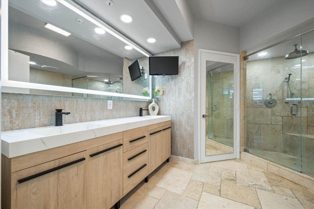 16-333 Las Olas Way #405, Fort Lauderdal