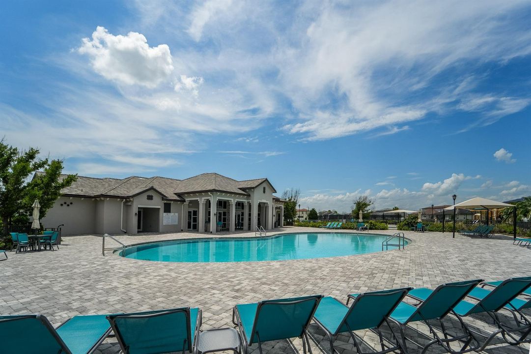 7214 NW Farnsworth Cr PSL-27