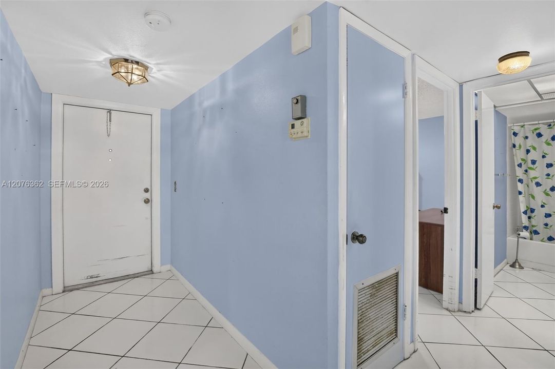 En Venta: $115,000 (2 camas, 2 baños, 1025 Pies cuadrados)