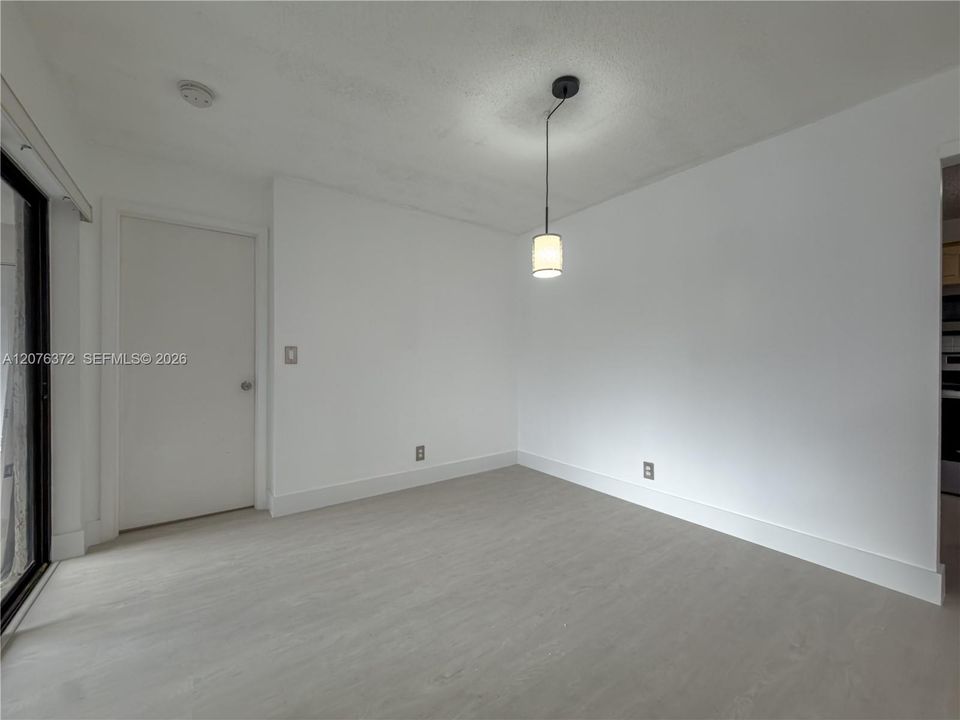 For Sale: $269,900 (3 beds, 2 baths, 1115 Square Feet)