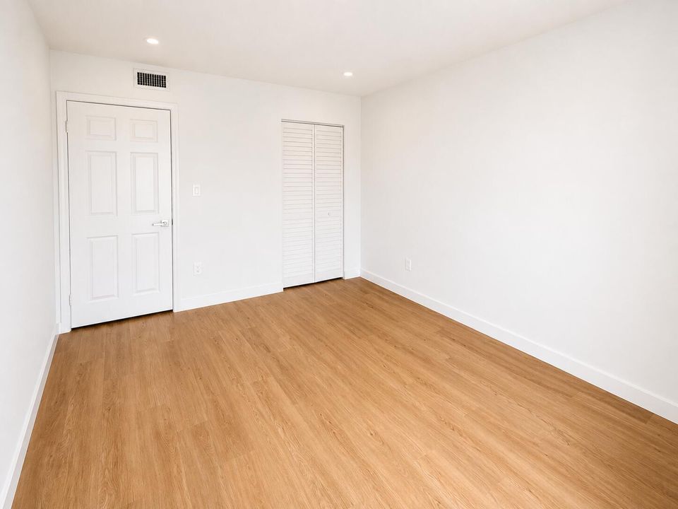 9C1E616C-9A49-4F2D-A89F-32F08015304F