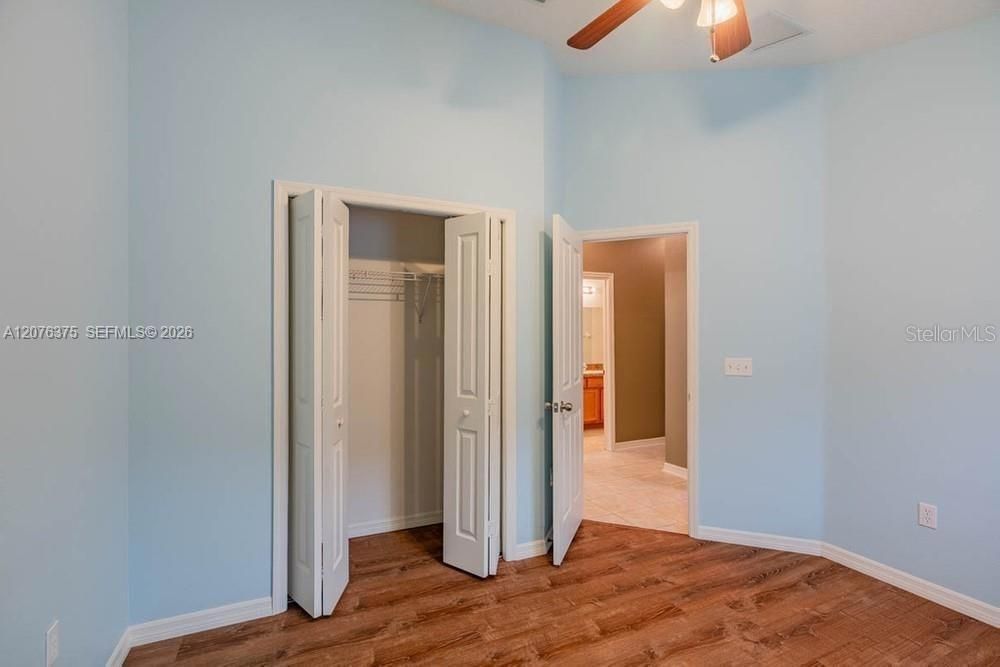 En Venta: $390,000 (4 camas, 2 baños, 0 Pies cuadrados)