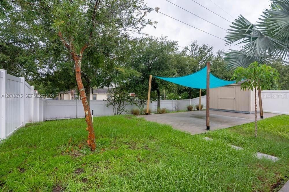 En Venta: $390,000 (4 camas, 2 baños, 0 Pies cuadrados)
