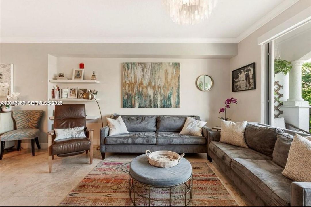 For Rent: $5,250 (3 beds, 2 baths, 1615 Square Feet)
