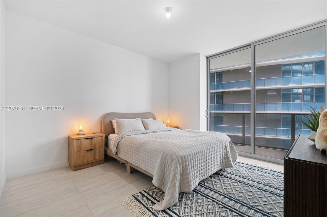 В аренду: $5,500 (1 спален, 1 ванн, 0 Квадратных фут)