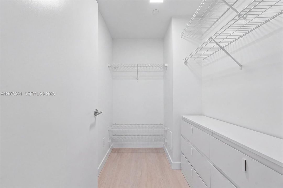 В аренду: $5,500 (1 спален, 1 ванн, 0 Квадратных фут)