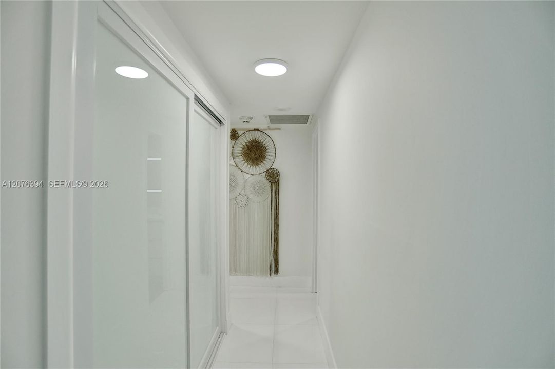 En Venta: $589,000 (2 camas, 2 baños, 1220 Pies cuadrados)