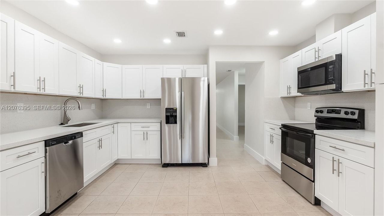 En Venta: $845,000 (0 camas, 0 baños, 3408 Pies cuadrados)