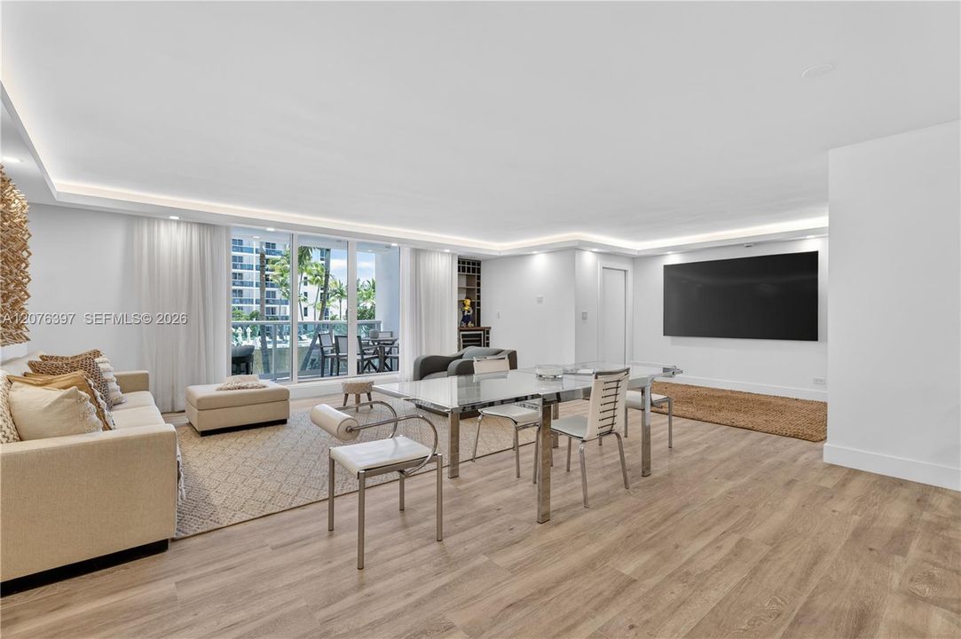 En Venta: $3,690,000 (2 camas, 2 baños, 1640 Pies cuadrados)