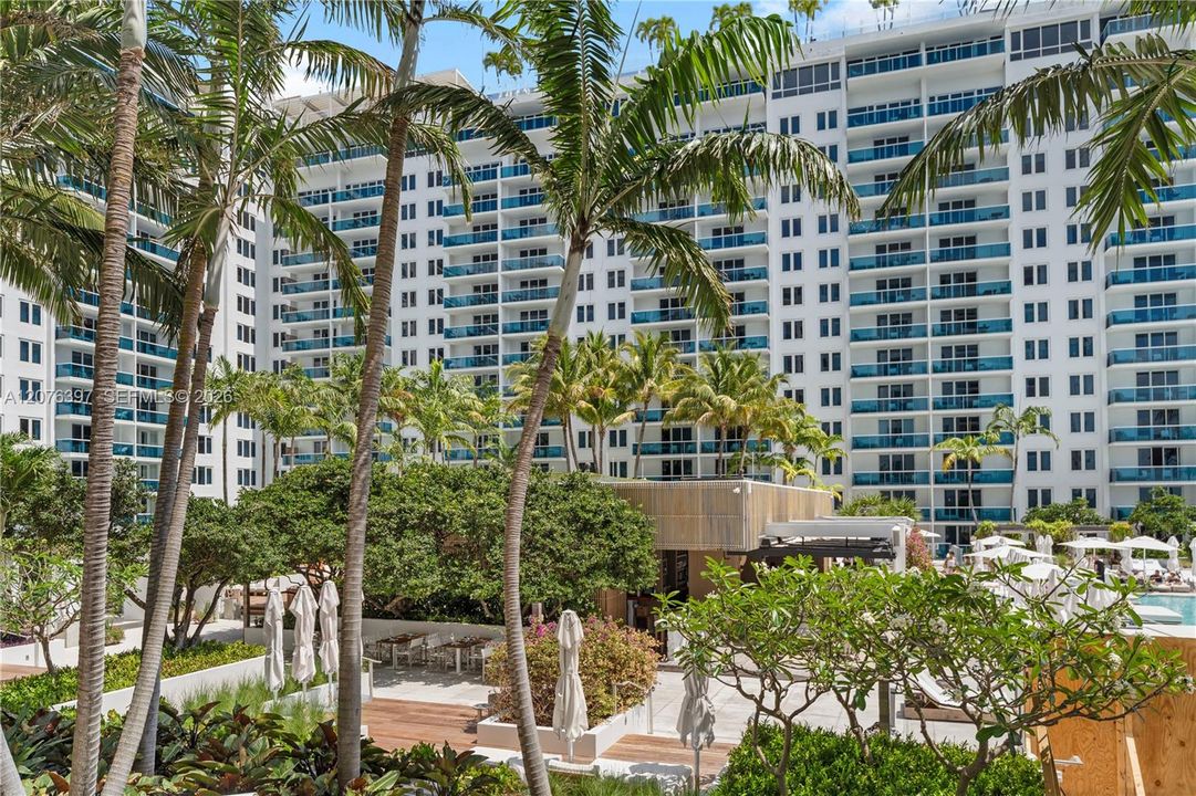 En Venta: $3,690,000 (2 camas, 2 baños, 1640 Pies cuadrados)