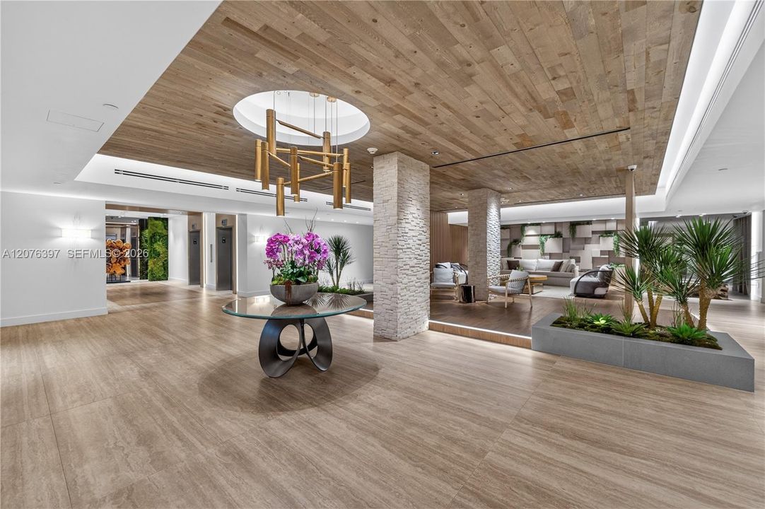 En Venta: $3,690,000 (2 camas, 2 baños, 1640 Pies cuadrados)