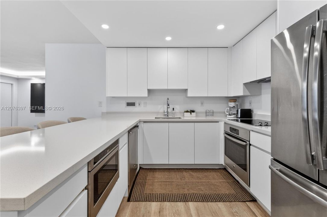 En Venta: $3,690,000 (2 camas, 2 baños, 1640 Pies cuadrados)