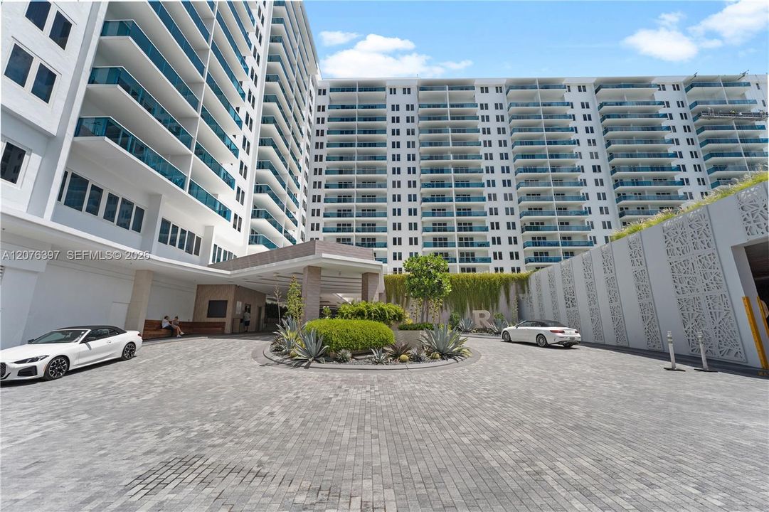 En Venta: $3,690,000 (2 camas, 2 baños, 1640 Pies cuadrados)