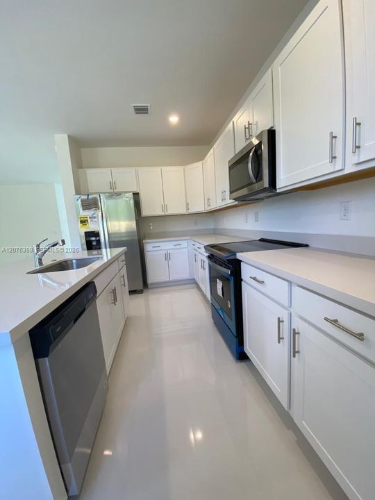 For Rent: $3,800 (3 beds, 2 baths, 2250 Square Feet)