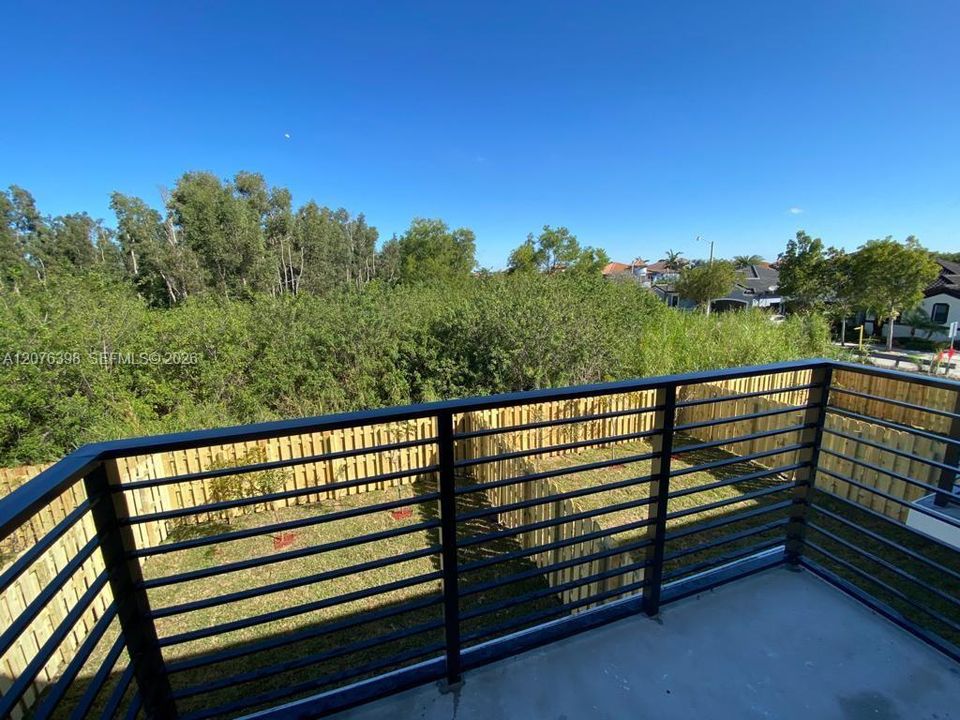 For Rent: $3,800 (3 beds, 2 baths, 2250 Square Feet)