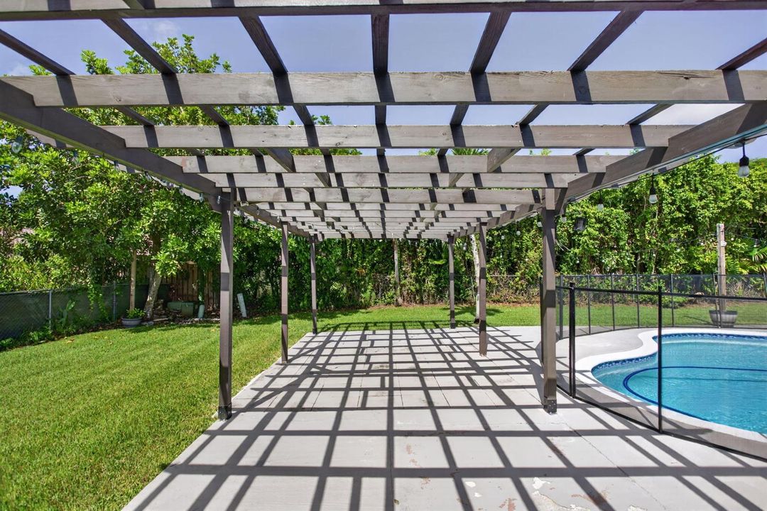 9-web-or-mls-2400 -3071