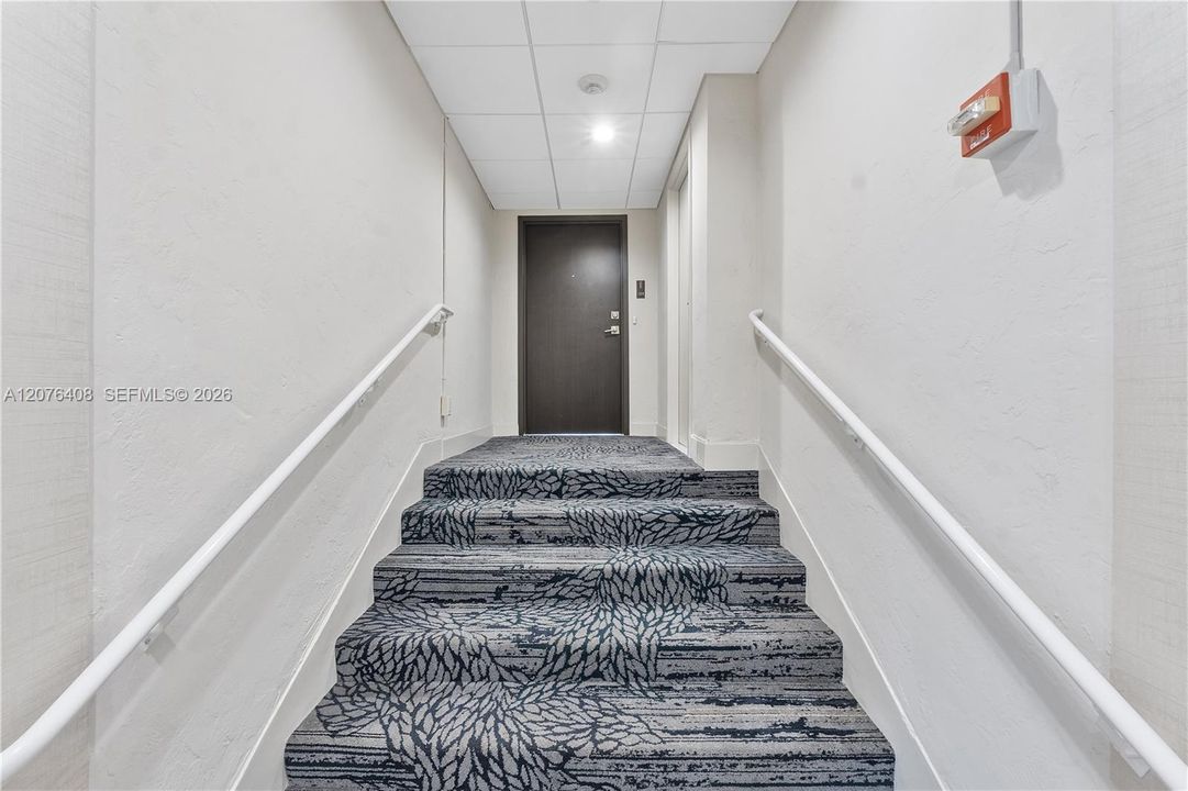 Private entry to unit