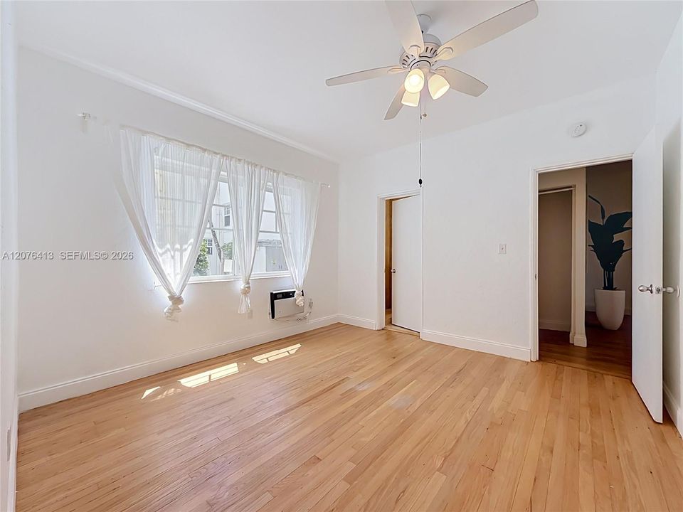 В аренду: $2,250 (1 спален, 1 ванн, 580 Квадратных фут)