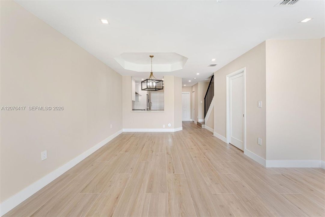 В аренду: $3,200 (3 спален, 2 ванн, 1150 Квадратных фут)