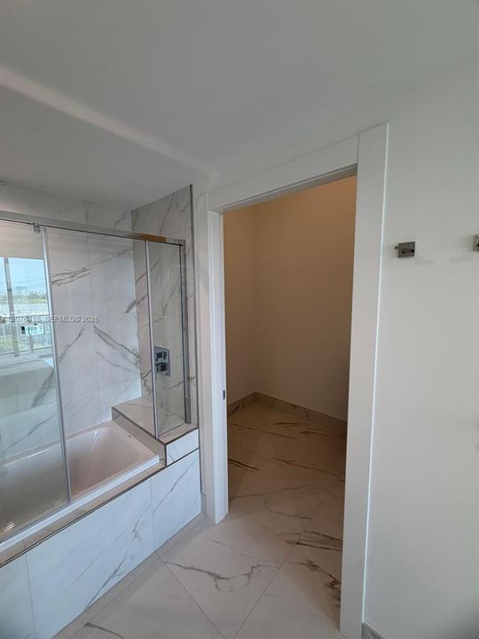 En Venta: $650,000 (1 camas, 1 baños, 0 Pies cuadrados)