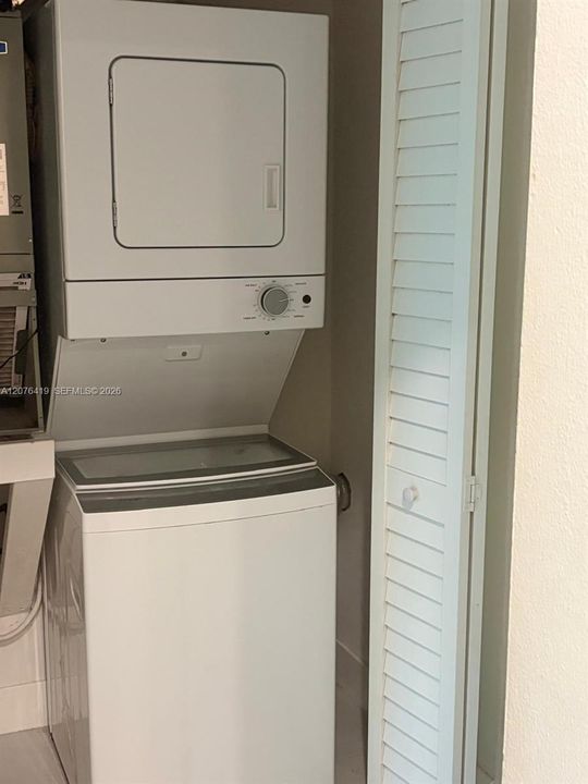 Activo con contrato: $1,900 (1 camas, 1 baños, 665 Pies cuadrados)