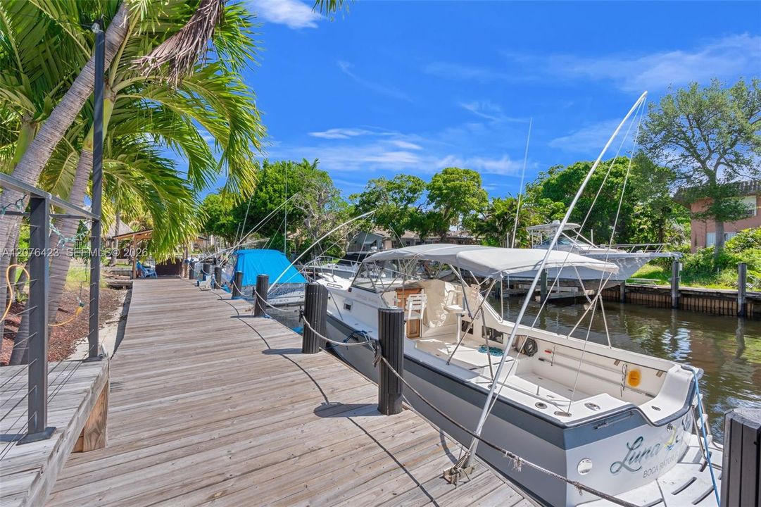For Sale: $1,850,000 (5 beds, 4 baths, 2836 Square Feet)