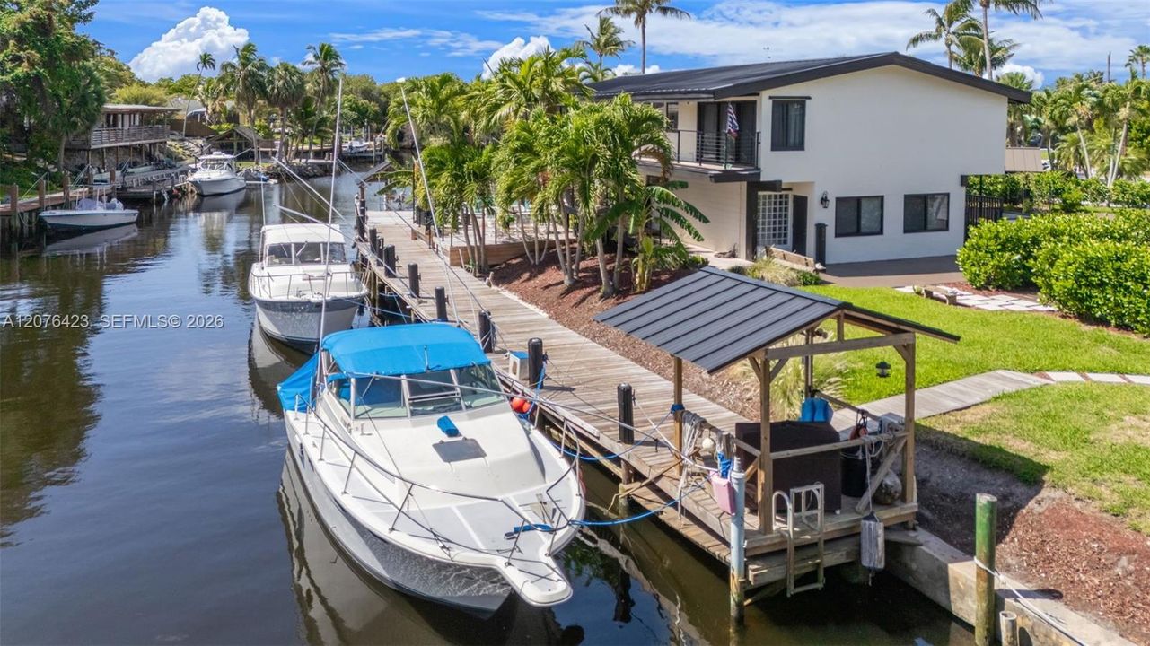 For Sale: $1,850,000 (5 beds, 4 baths, 2836 Square Feet)