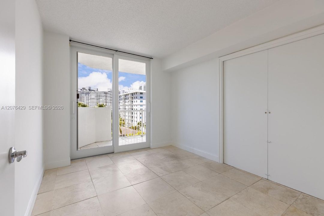 En Venta: $530,000 (2 camas, 2 baños, 880 Pies cuadrados)