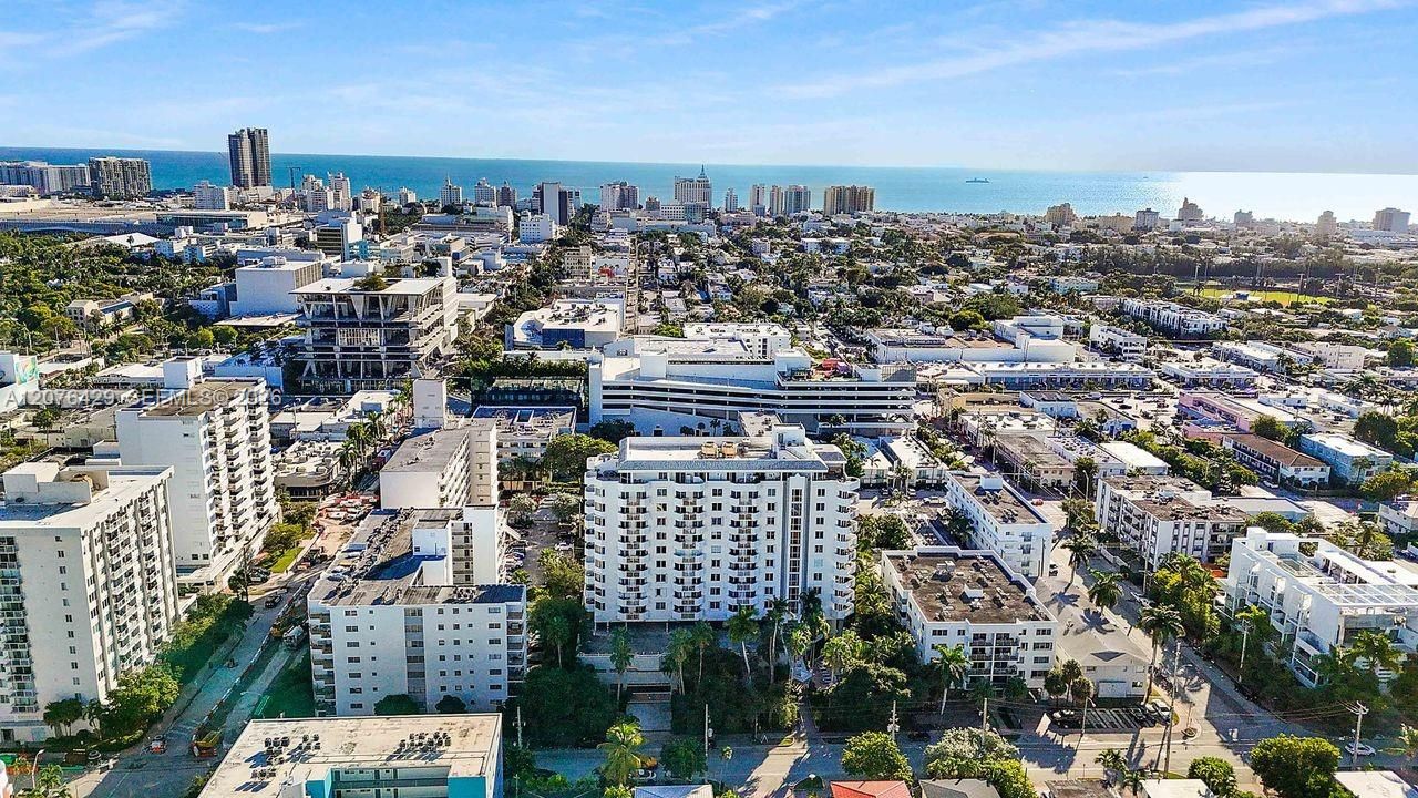 En Venta: $530,000 (2 camas, 2 baños, 880 Pies cuadrados)