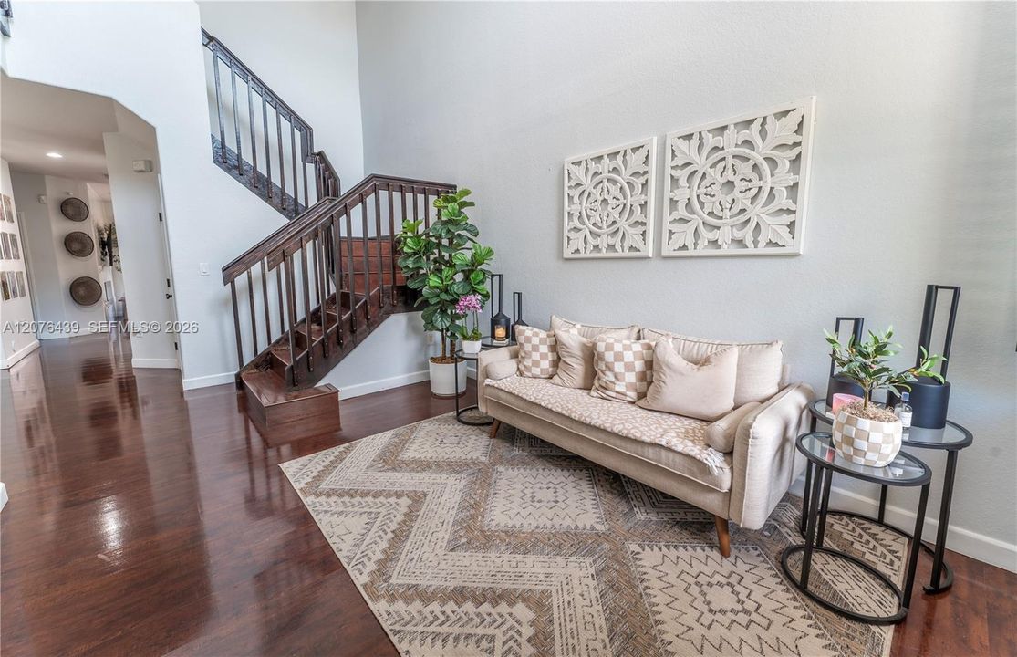 For Sale: $534,000 (3 beds, 3 baths, 1775 Square Feet)