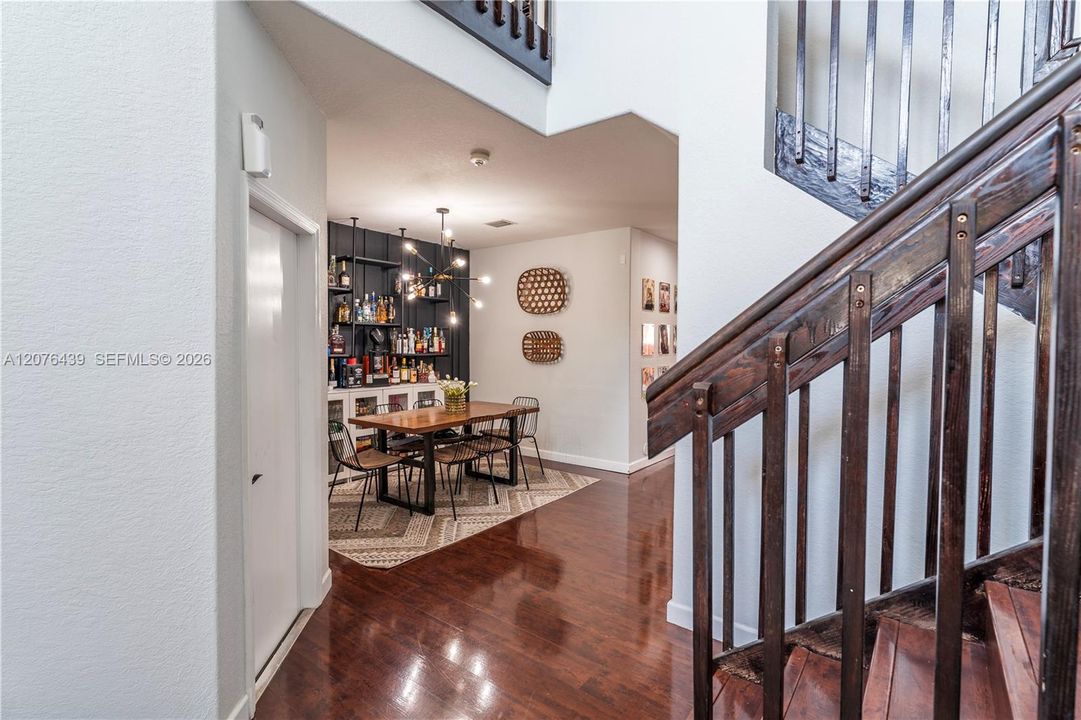 For Sale: $534,000 (3 beds, 3 baths, 1775 Square Feet)
