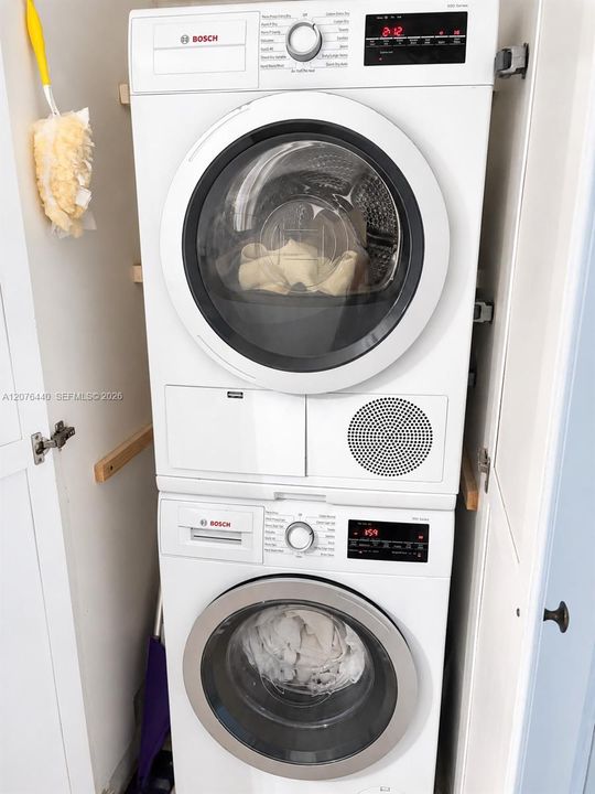 В аренду: $2,200 (1 спален, 1 ванн, 750 Квадратных фут)