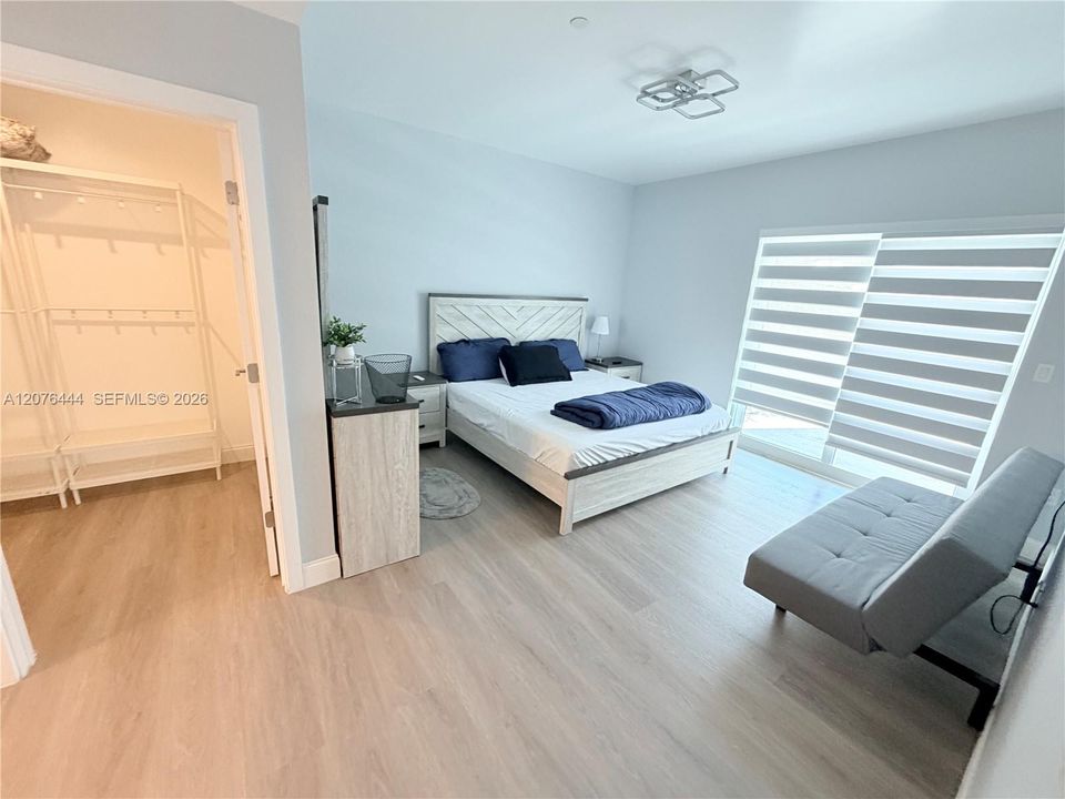En Venta: $630,000 (2 camas, 2 baños, 1170 Pies cuadrados)