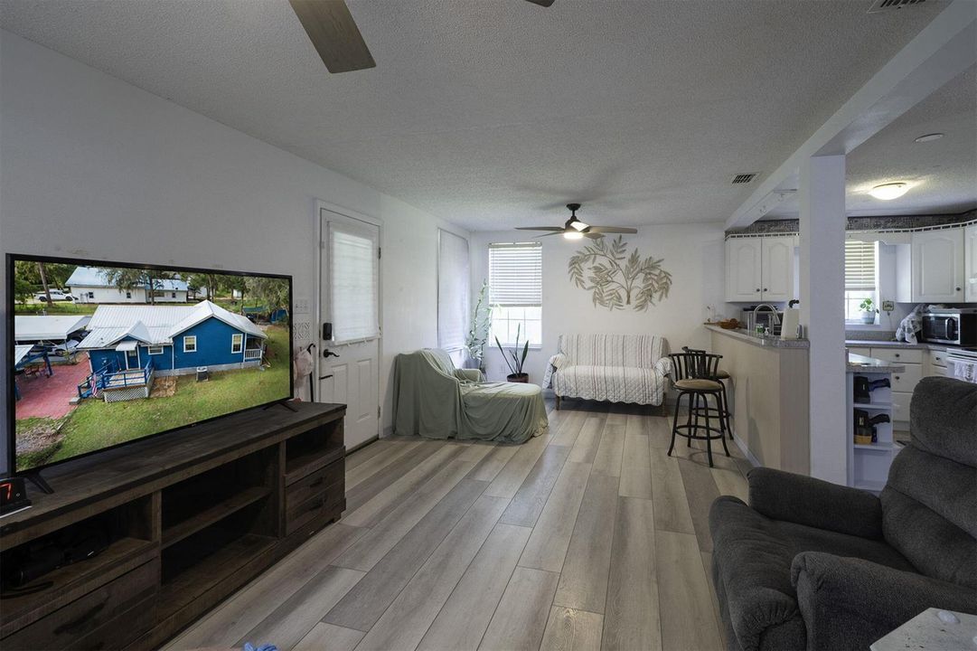 8-web-or-mls-Inside_2